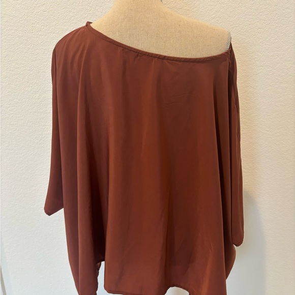 Mind Code Rust Cape Blouse - Picture 4 of 4